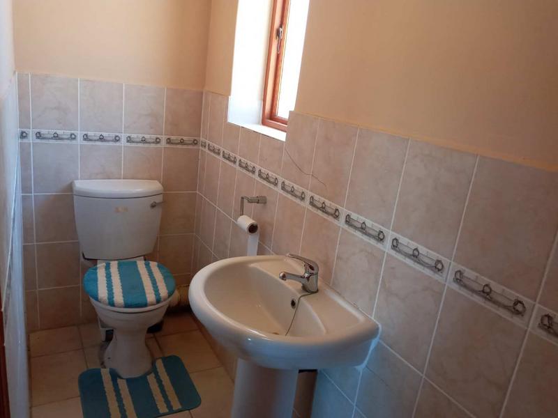 5 Bedroom Property for Sale in Stilbaai Wes Western Cape
